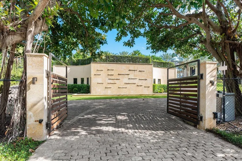 1370 S Ocean Boulevard Manalapan FL 33462