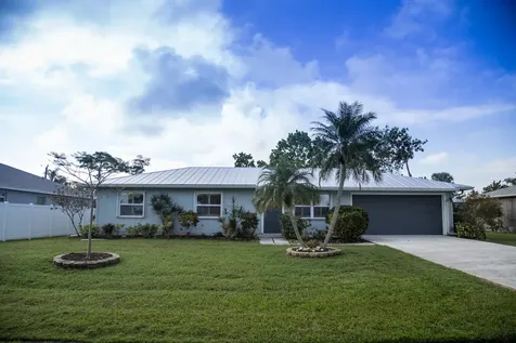 662 SE Voltair Terrace Port St Lucie FL 34983