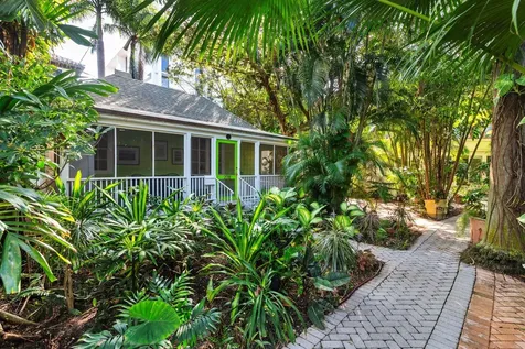 228 Phipps Palm Beach FL 33480