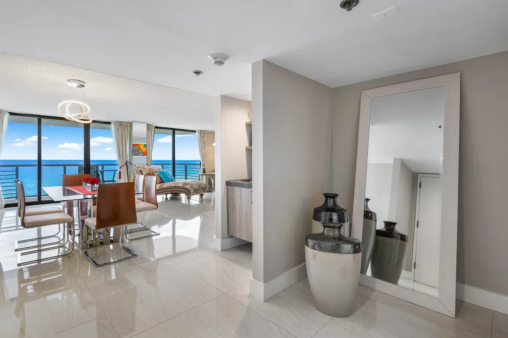 250 S Ocean Boulevard Boca Raton FL 33432