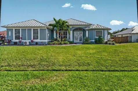 5380 NW Dell Court Port St Lucie FL 34986