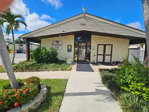 5991 Whispering Pine Way Greenacres FL 33463