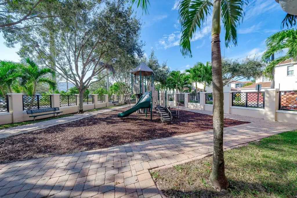 8335 NW 7th Terrace Boca Raton FL 33487