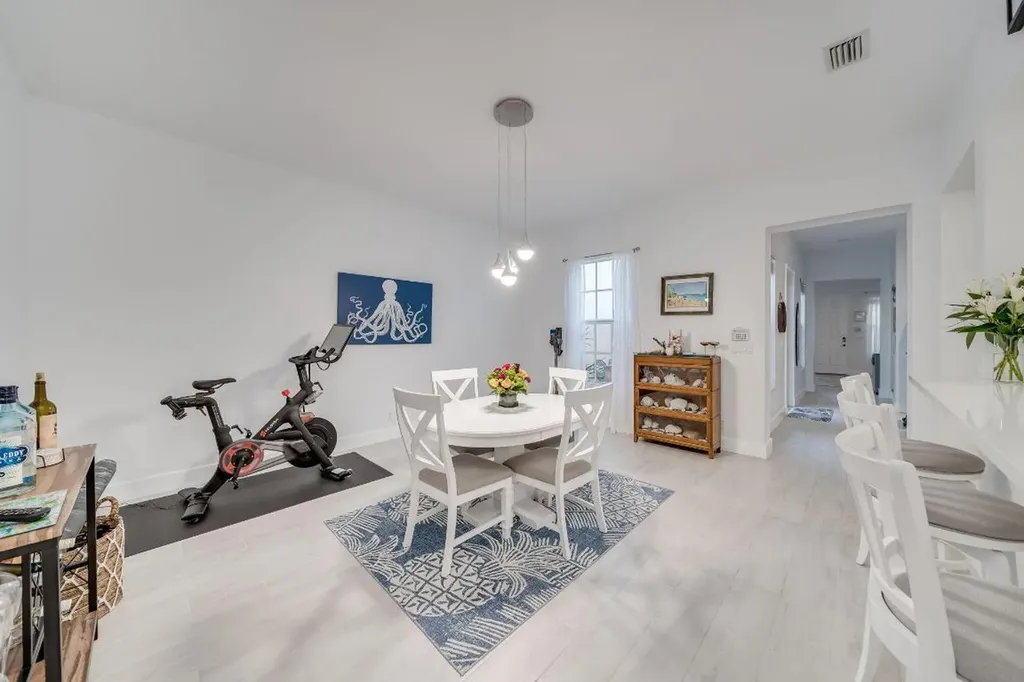 8335 NW 7th Terrace Boca Raton FL 33487