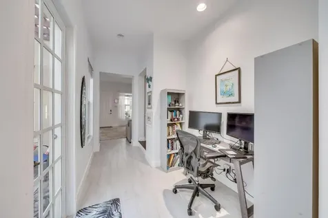 8335 NW 7th Terrace Boca Raton FL 33487