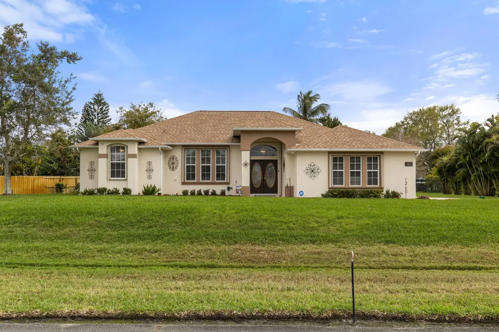 104 SW Lion Lane Port St Lucie FL 34953