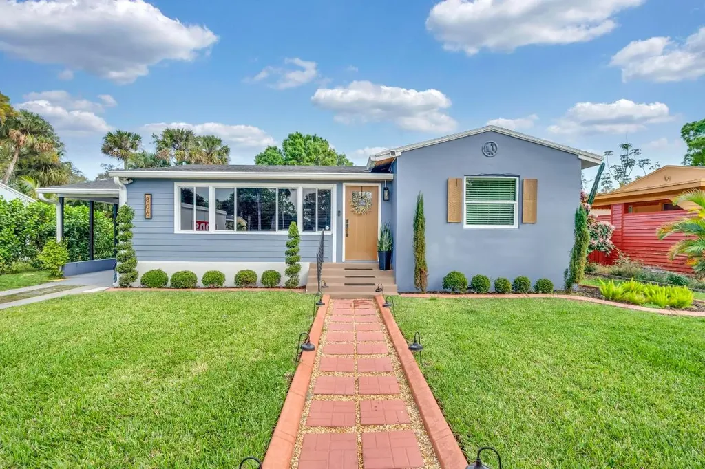 806 S 12th Street Fort Pierce FL 34950