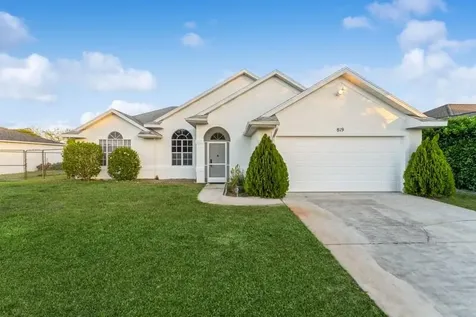 819 SW Duncan Terrace Port St Lucie FL 34953