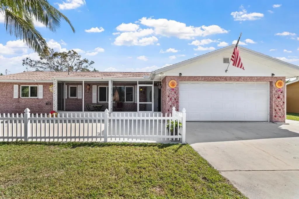 1221 SE Ladner Street Port St Lucie FL 34983