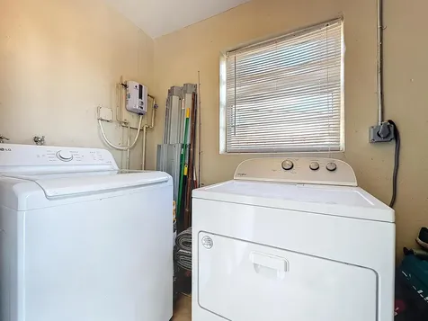 6293 NW 27th Street Margate FL 33063