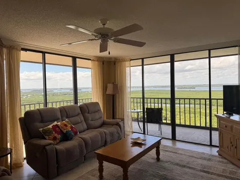 5047 N Highway A1a Hutchinson Island FL 34949