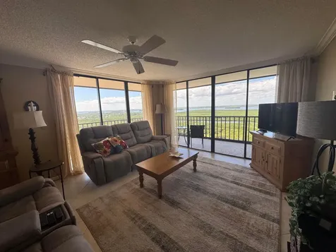 5047 N Highway A1a Hutchinson Island FL 34949