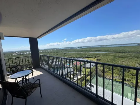5047 N Highway A1a Hutchinson Island FL 34949