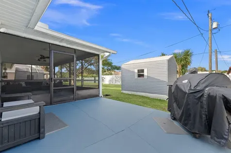 132 NW Byron Street Port St Lucie FL 34983