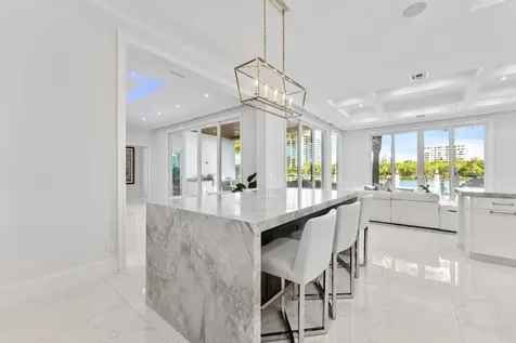 7212 NE 8th Drive Boca Raton FL 33487