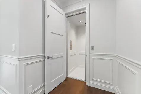 7212 NE 8th Drive Boca Raton FL 33487