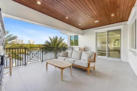 7212 NE 8th Drive Boca Raton FL 33487