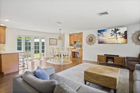 8126 SE Coconut Street Hobe Sound FL 33455