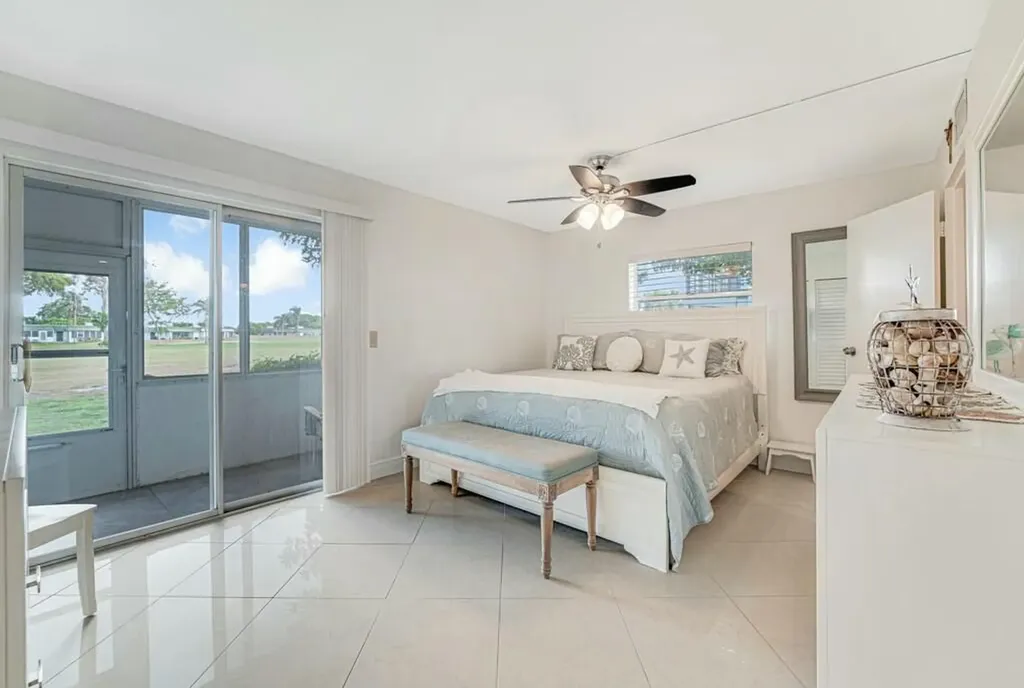 350 Tuscany G Delray Beach FL 33446