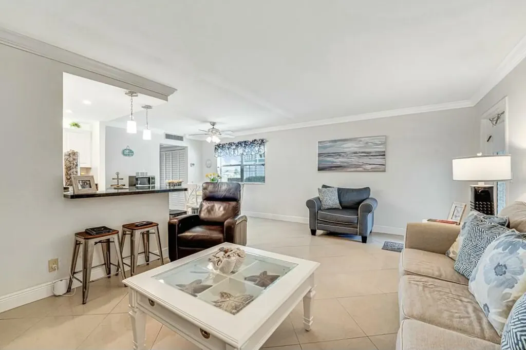 350 Tuscany G Delray Beach FL 33446