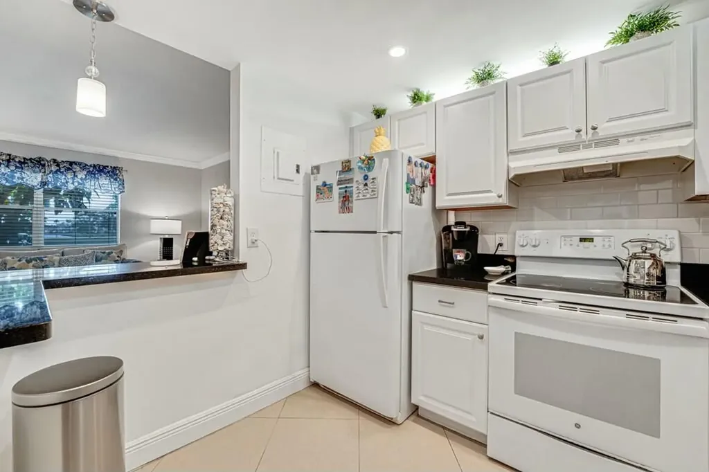 350 Tuscany G Delray Beach FL 33446