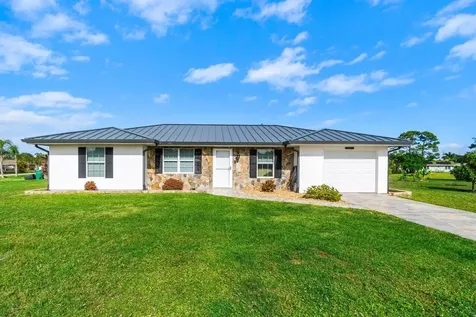 1697 SE Lyngate Drive Port St Lucie FL 34952