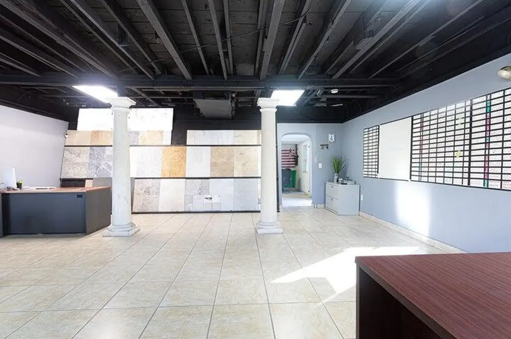 3109 2nd Avenue N Palm Springs FL 33461
