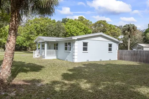 2530 S Rock Road Fort Pierce FL 34945