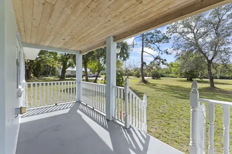 2530 S Rock Road Fort Pierce FL 34945