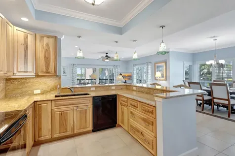 2470 Harbour Cove Drive Hutchinson Island FL 34949