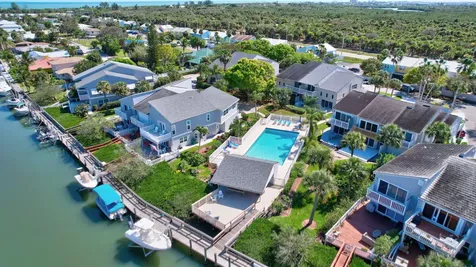 2470 Harbour Cove Drive Hutchinson Island FL 34949