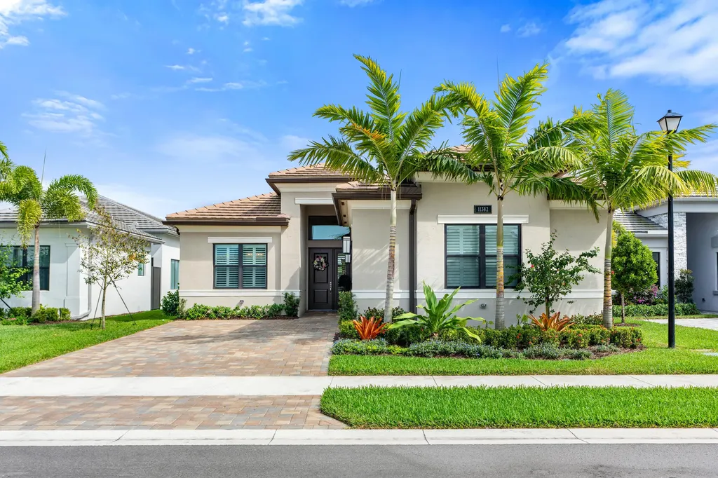 11382 Virginia Pine Court Boynton Beach FL 33473