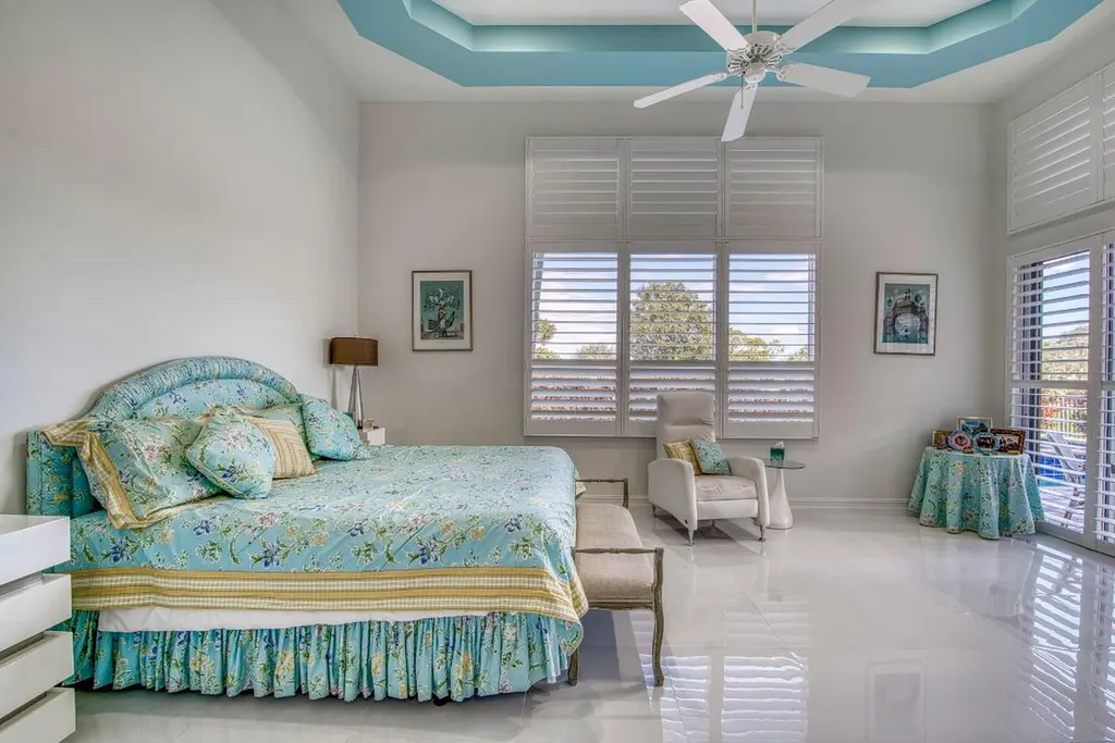7976 Via Villagio West Palm Beach FL 33412
