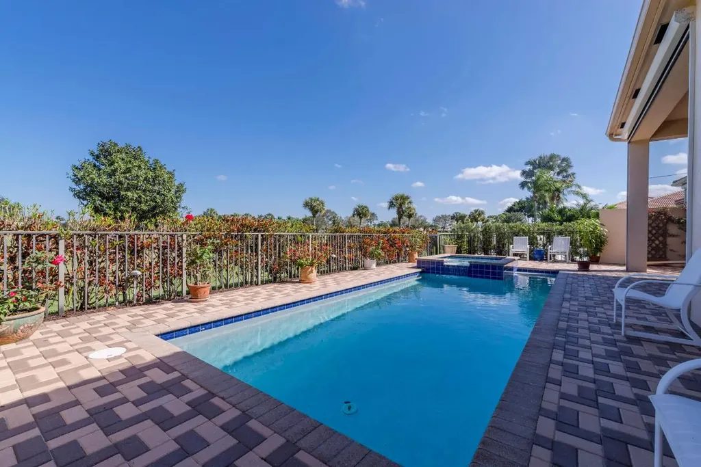 7976 Via Villagio West Palm Beach FL 33412
