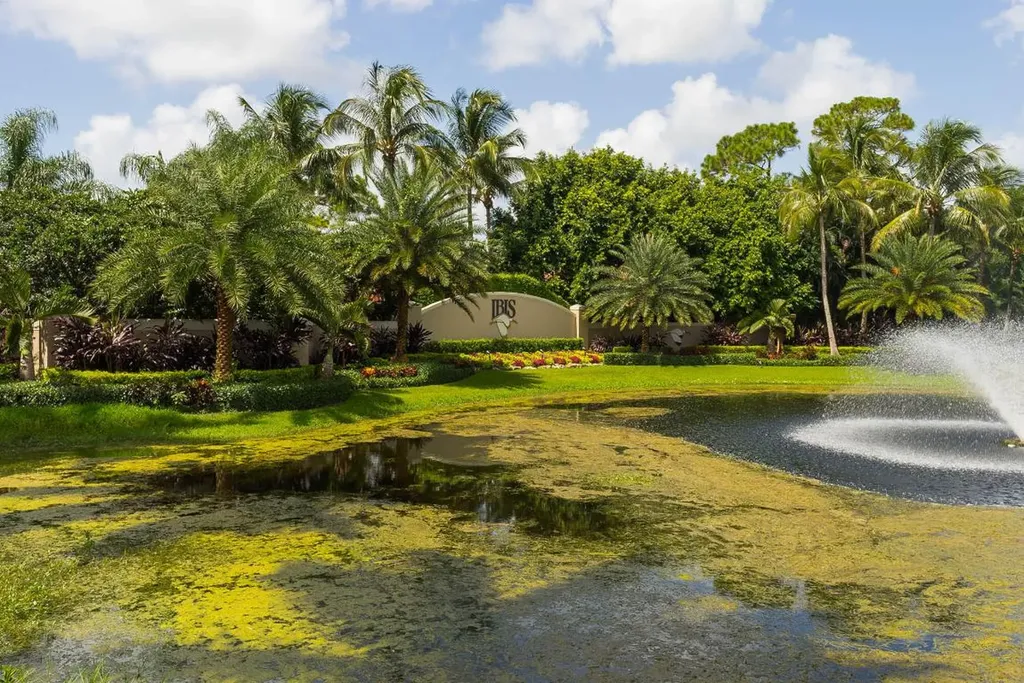 7976 Via Villagio West Palm Beach FL 33412