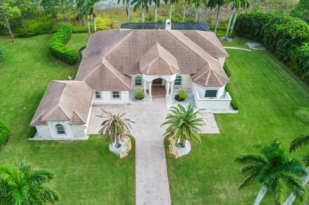 9620 Enclave Circle Port St Lucie FL 34986