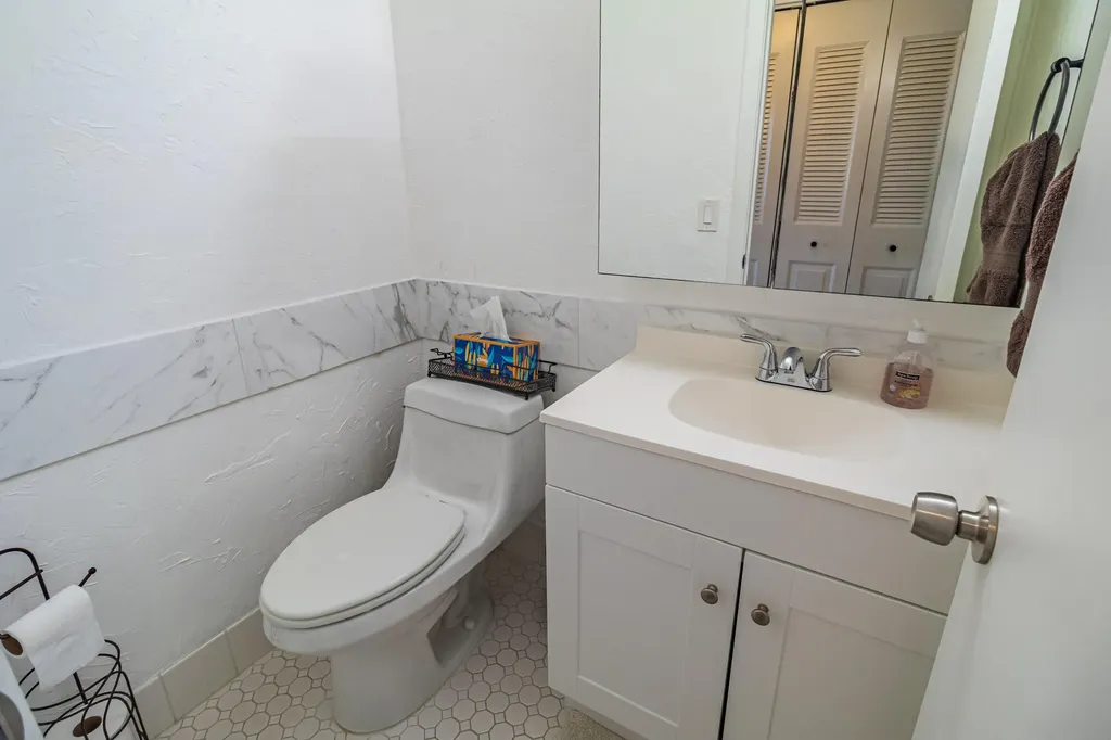 120 Northampton West Palm Beach FL 33417