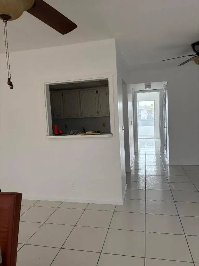 113 Berkshire E West Palm Beach FL 33417