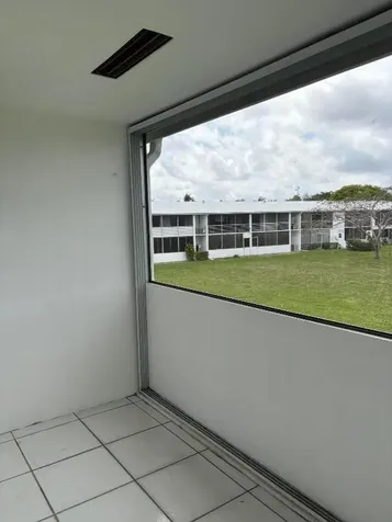 113 Berkshire E West Palm Beach FL 33417
