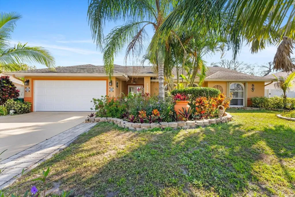 1210 SW Chase Road Port St Lucie FL 34953