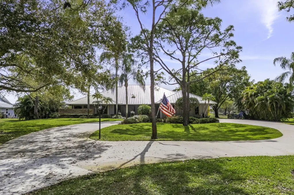 4522 SW Bimini Circle N Palm City FL 34990