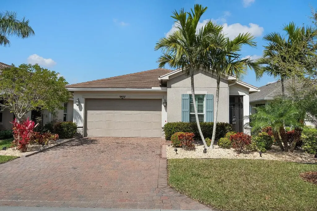 9937 SW Trumpet Tree Circle Port St Lucie FL 34987