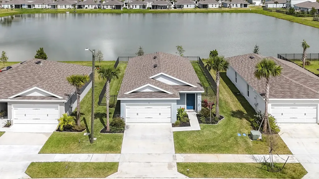 214 Raspberry Road Fort Pierce FL 34981