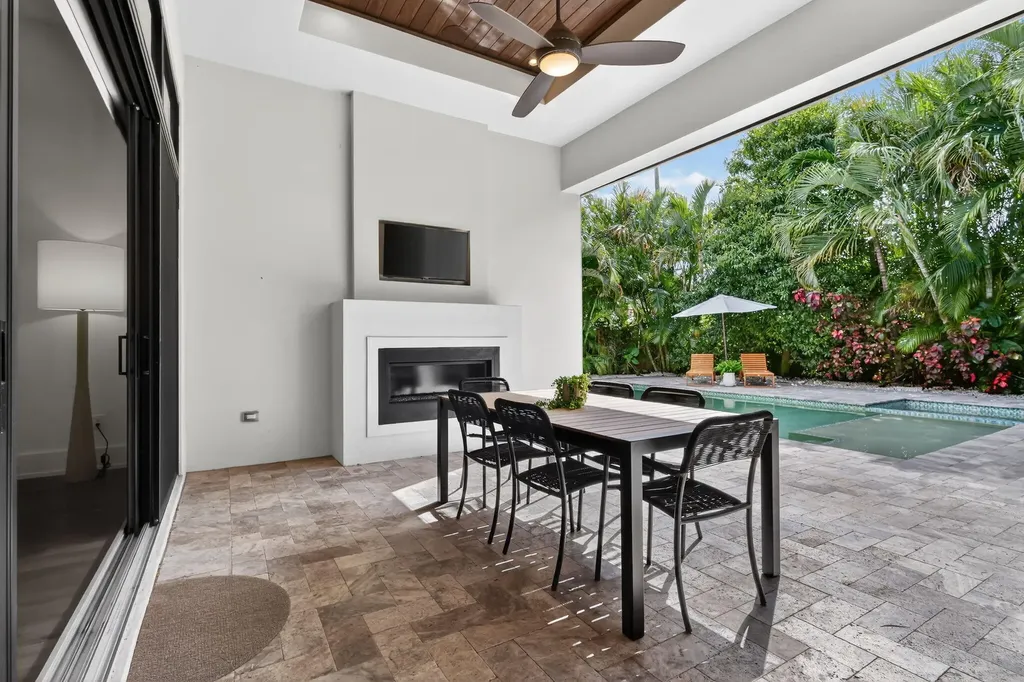 718 NW 5th Avenue Delray Beach FL 33444