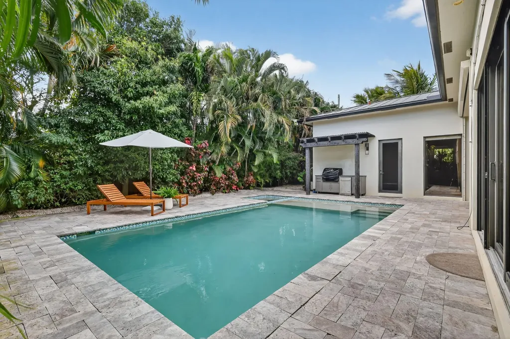 718 NW 5th Avenue Delray Beach FL 33444