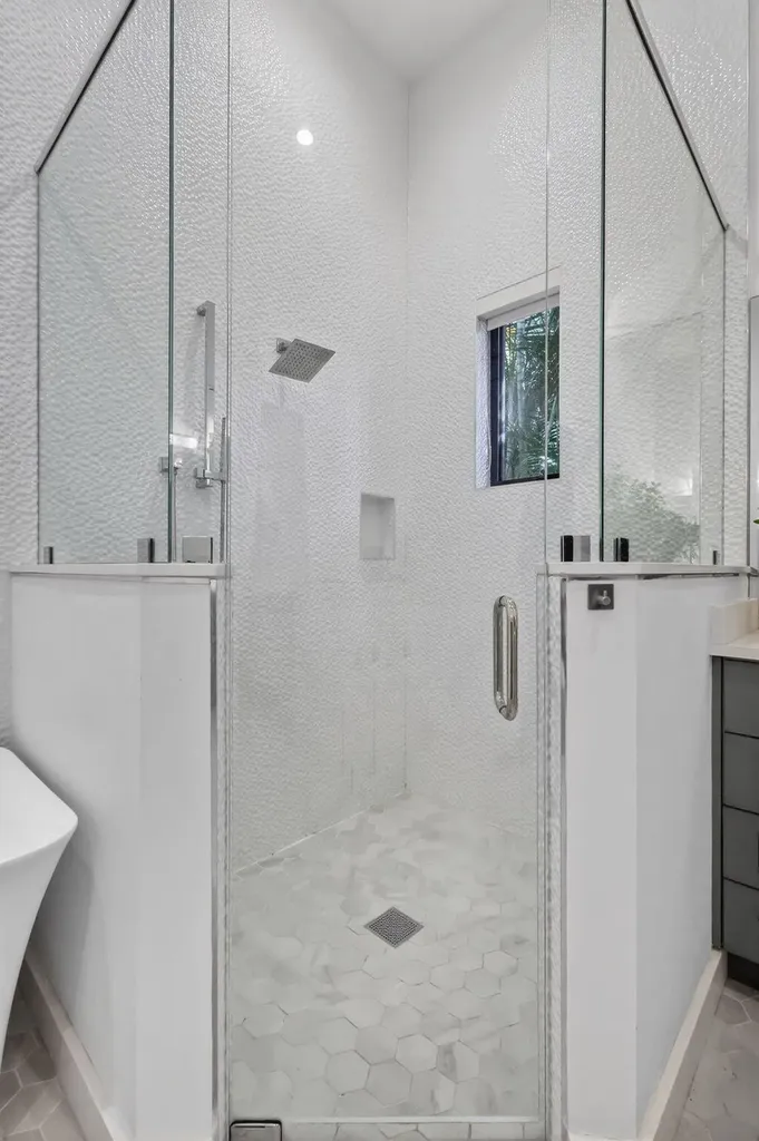 718 NW 5th Avenue Delray Beach FL 33444