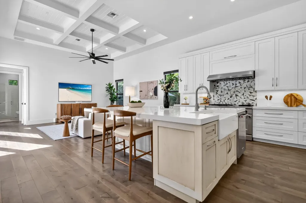 718 NW 5th Avenue Delray Beach FL 33444