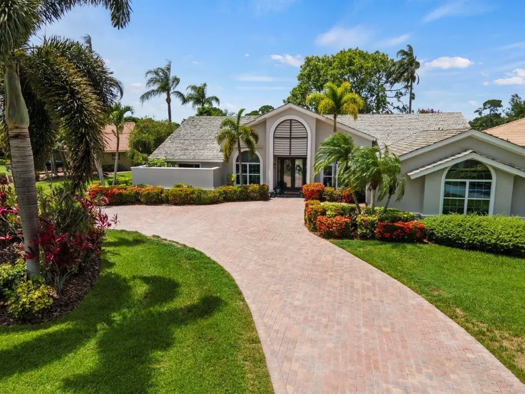 1153 SW Greenbriar Cove Port St Lucie FL 34986