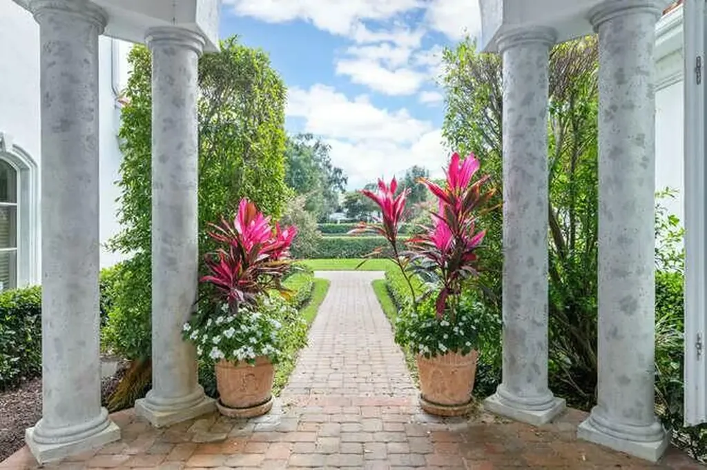14471 Equestrian Way Wellington FL 33414