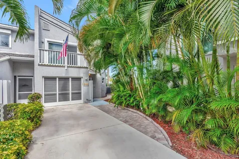 2440 Harbour Cove Drive Hutchinson Island FL 34949